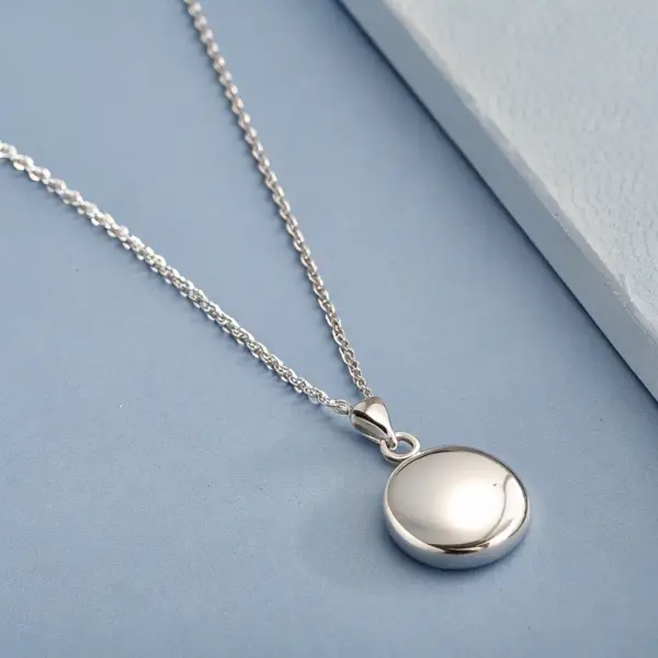 Minimalist Silver Necklace
